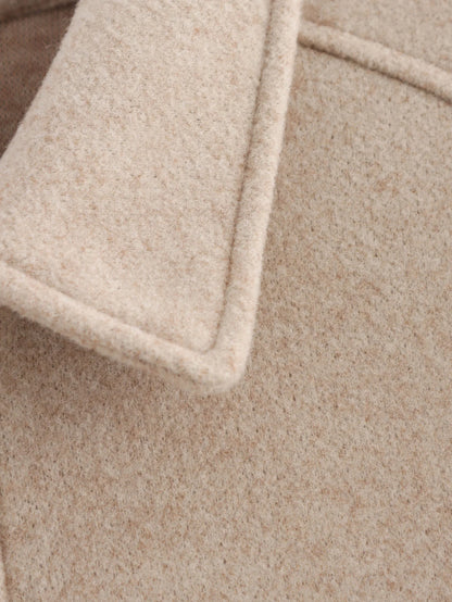 Jaqueta Feminina Elegance Zíper e Bolsos